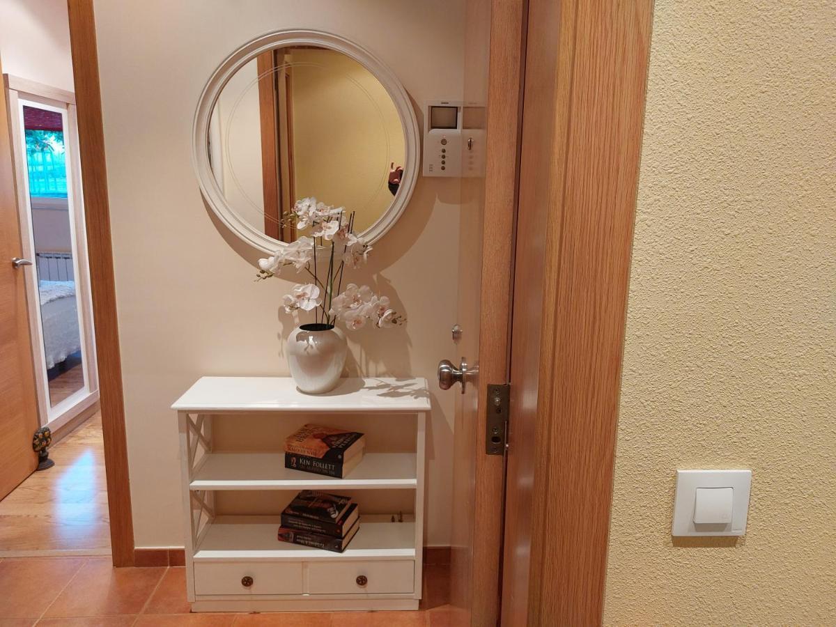 Apartamento Vieiro Con Plaza Garaje Gratis Santiago de Compostela Eksteriør billede